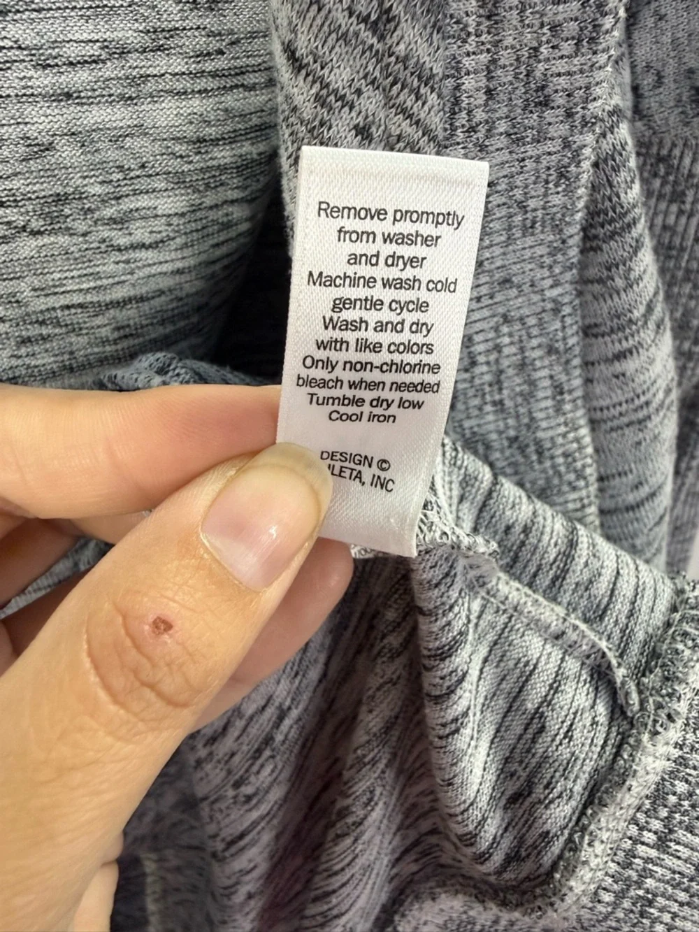 Athleta gray space